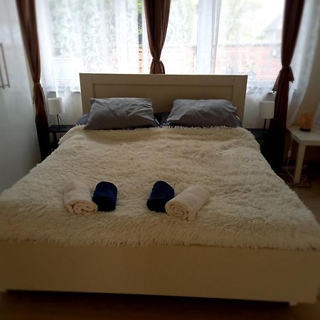 Appartement Idill Ueduelohaz 2 à Tiszafüred Extérieur photo
