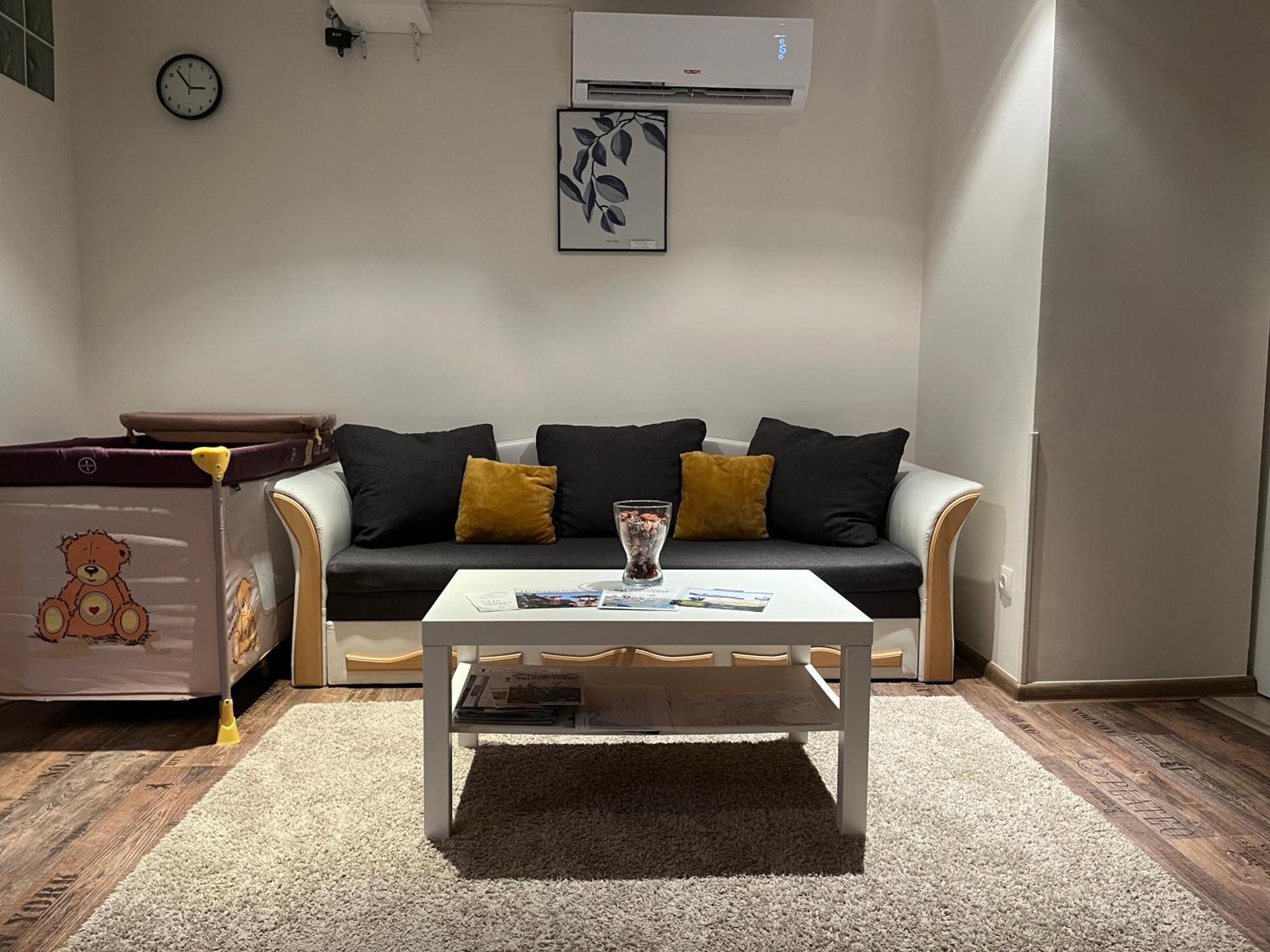 Appartement Idill Ueduelohaz 2 à Tiszafüred Extérieur photo